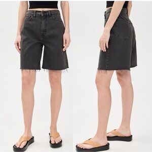 Good American Good 90s Bermuda Jean Shorts black